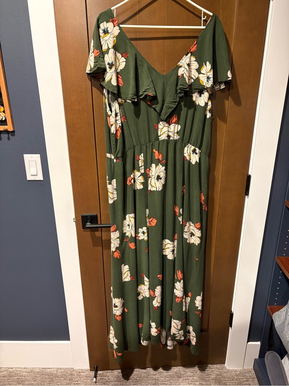 Kiyonna Floral Maxi Dress 3X Olive Green Flutter Sleeve V-Neck Plus Size - Picture 4 of 5